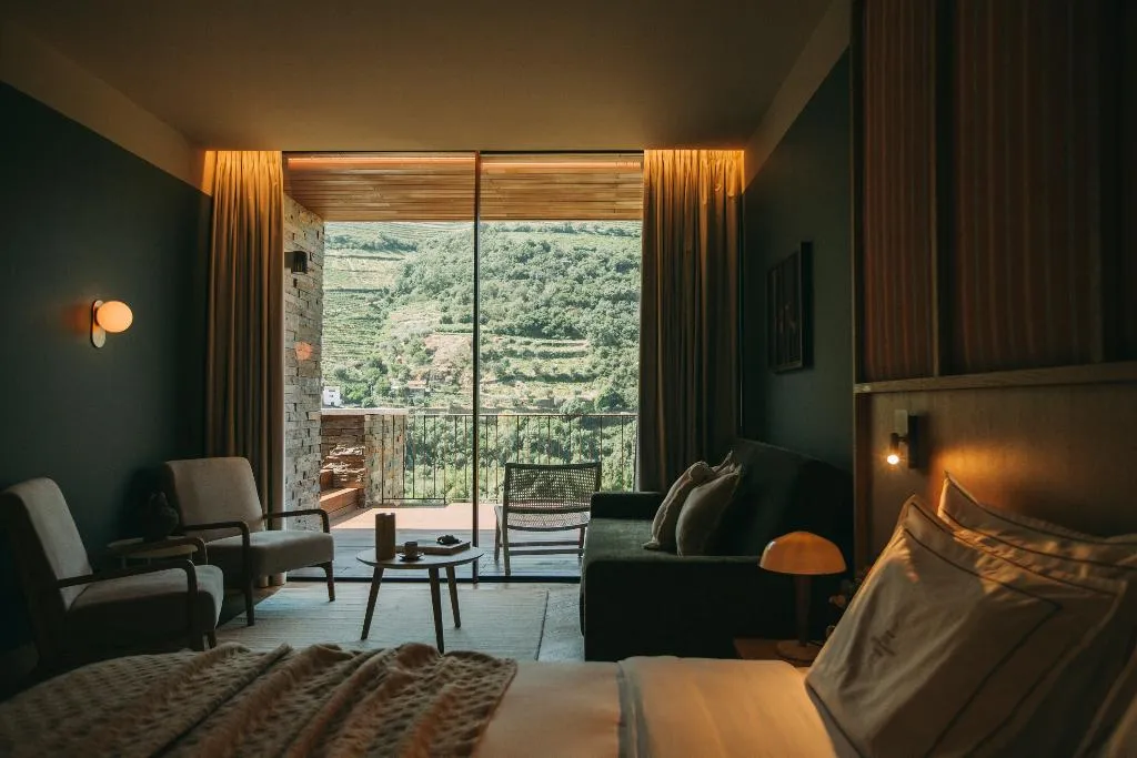 DOUBLE WITH PRIVATE POOL Room, Torel Quinta Da Vacaria - Douro Valley, Porto