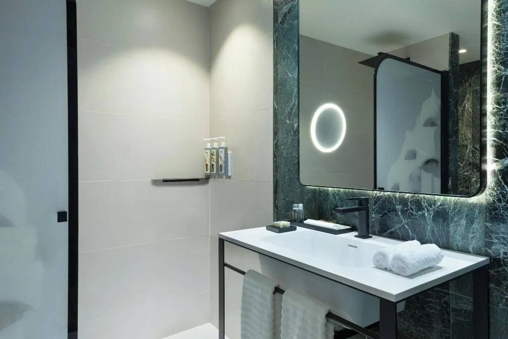 DOUBLE KING SIZE BED Room, Renaissance Barcelona, Barcelona