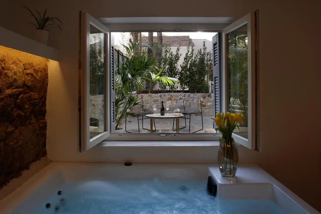 SUITE STANDARD Room, La Divina, Athens