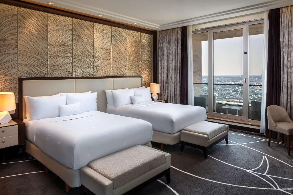 Room, Waldorf Astoria Berlin, Berlin