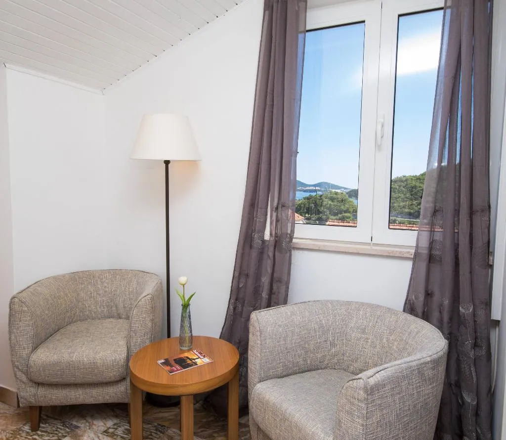 TWIN SEA VIEW Room, Guest House J&J, Dubrovnik