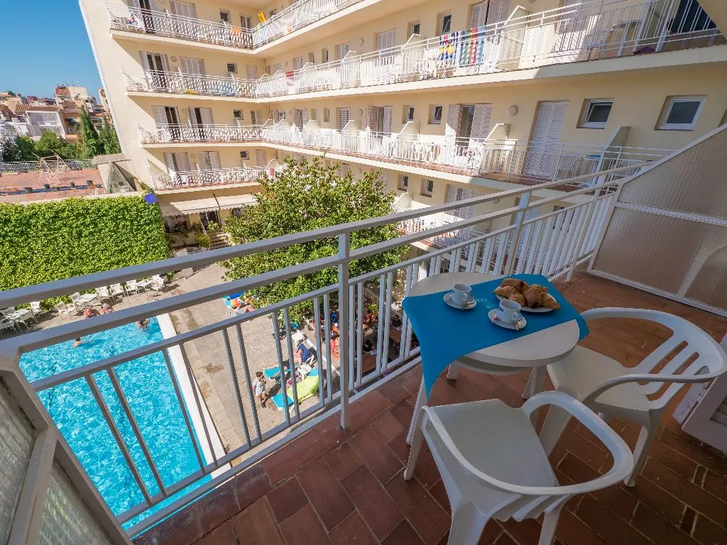 Double or Twin STANDARD Room, Checkin Pineda, Costa Brava