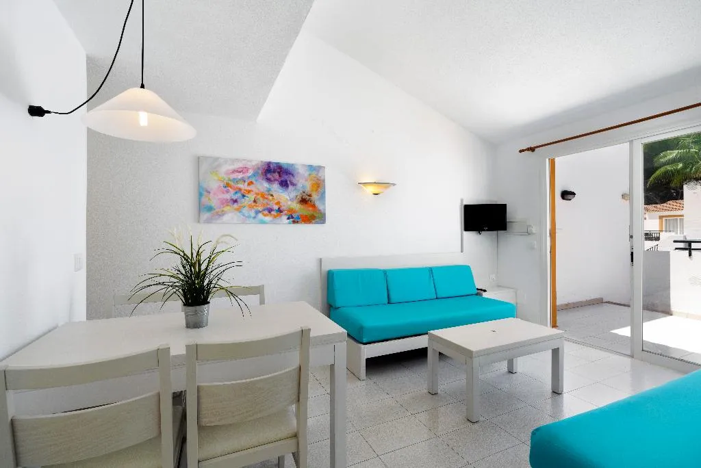 APARTMENT ONE BEDROOM Room, Alua Lago Park, Menorca