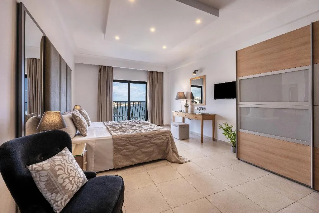STUDIO SEA VIEW Room, Plaza Hotels, Malta
