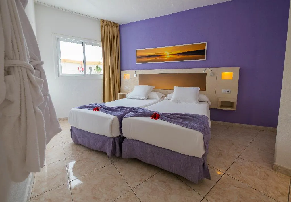 APARTMENT CAPACITY 1 Room, Checkin Bungalows Atlantida, Tenerife