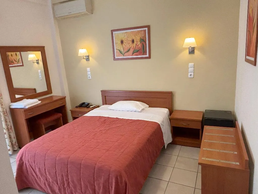 SINGLE CITY VIEW Room, Kronio, Kalamata