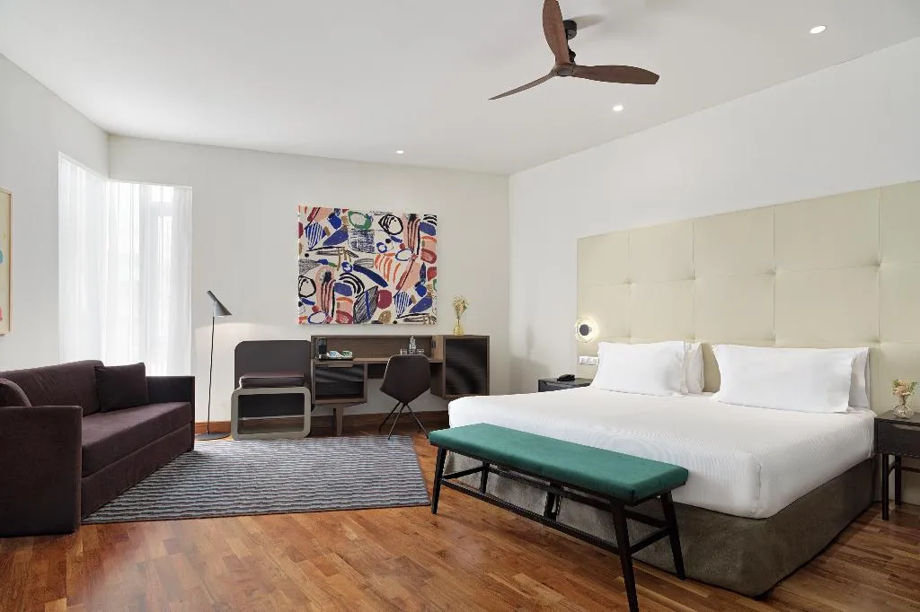 DOUBLE SINGLE USE SUPERIOR Room, H10 Casanova, Barcelona