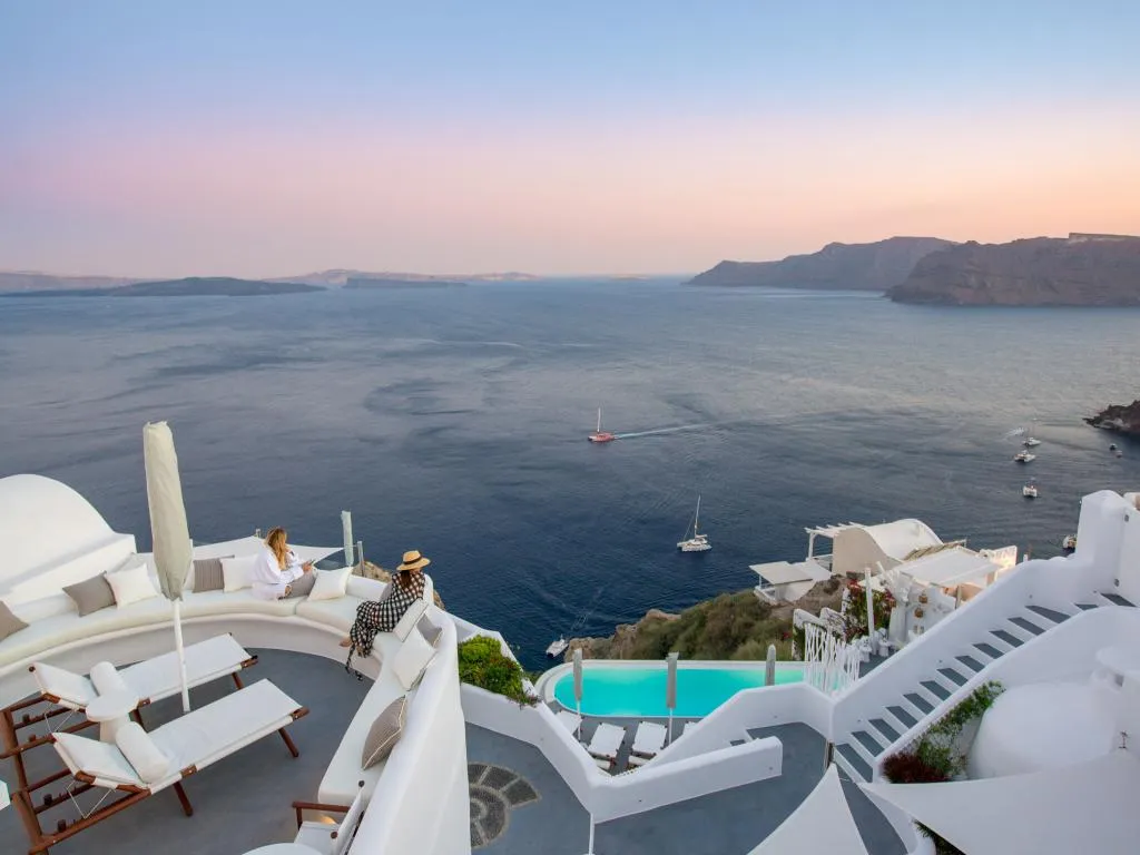 SUITE HONEYMOON Room, Canaves Sunday, Santorini