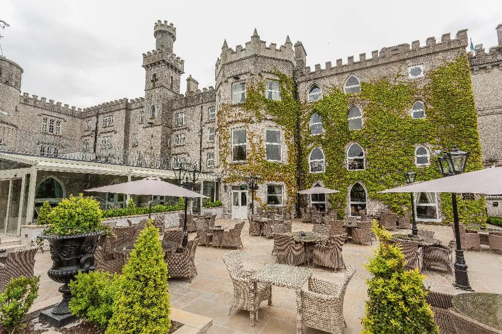 Terrace, Cabra Castle Hotel, Dublin