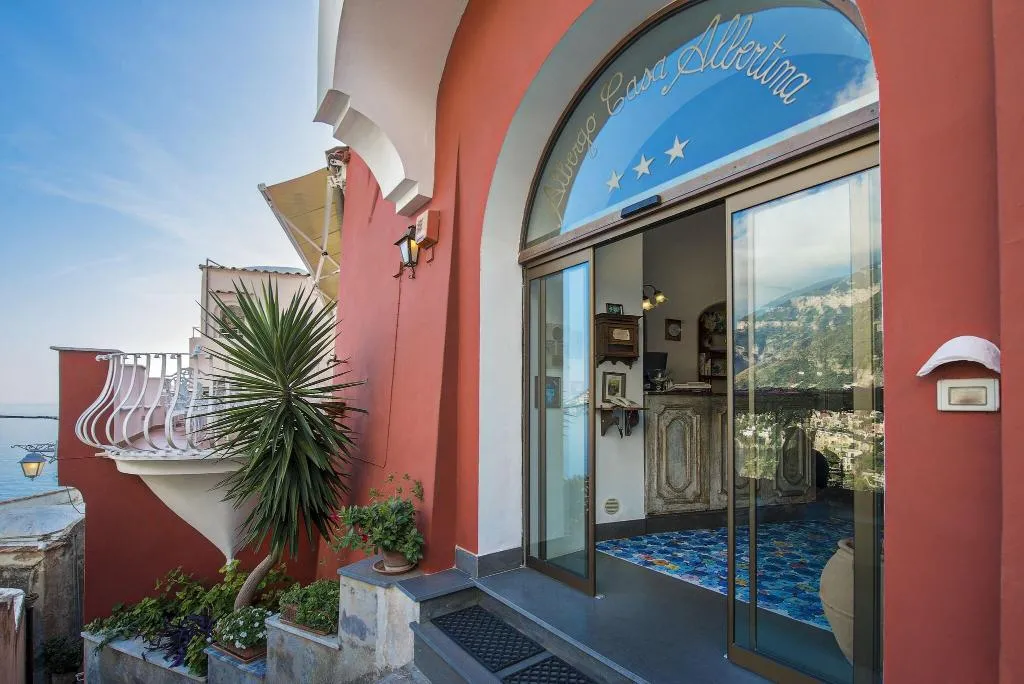 Lobby, Casa Albertina, Naples