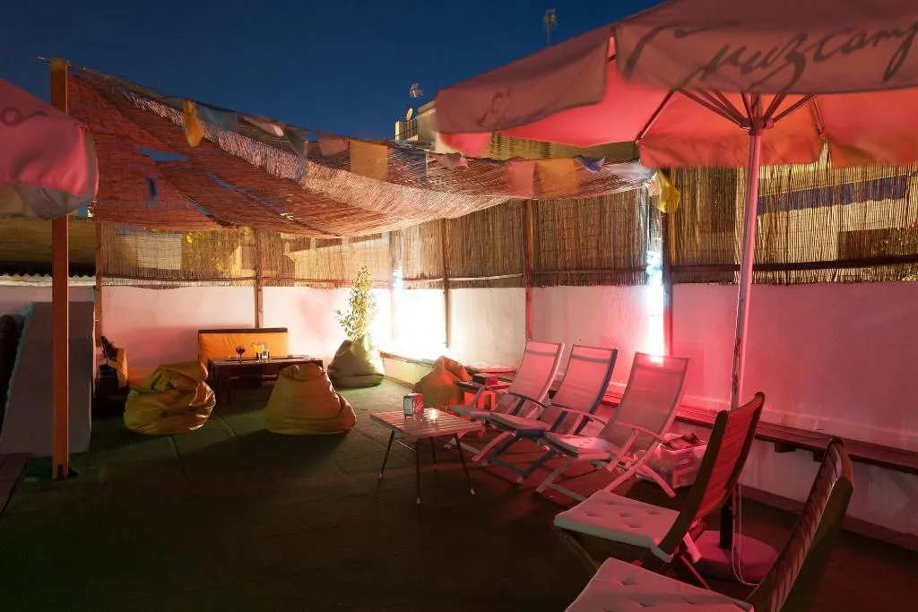 Bar, The Nomad Hostel, Seville