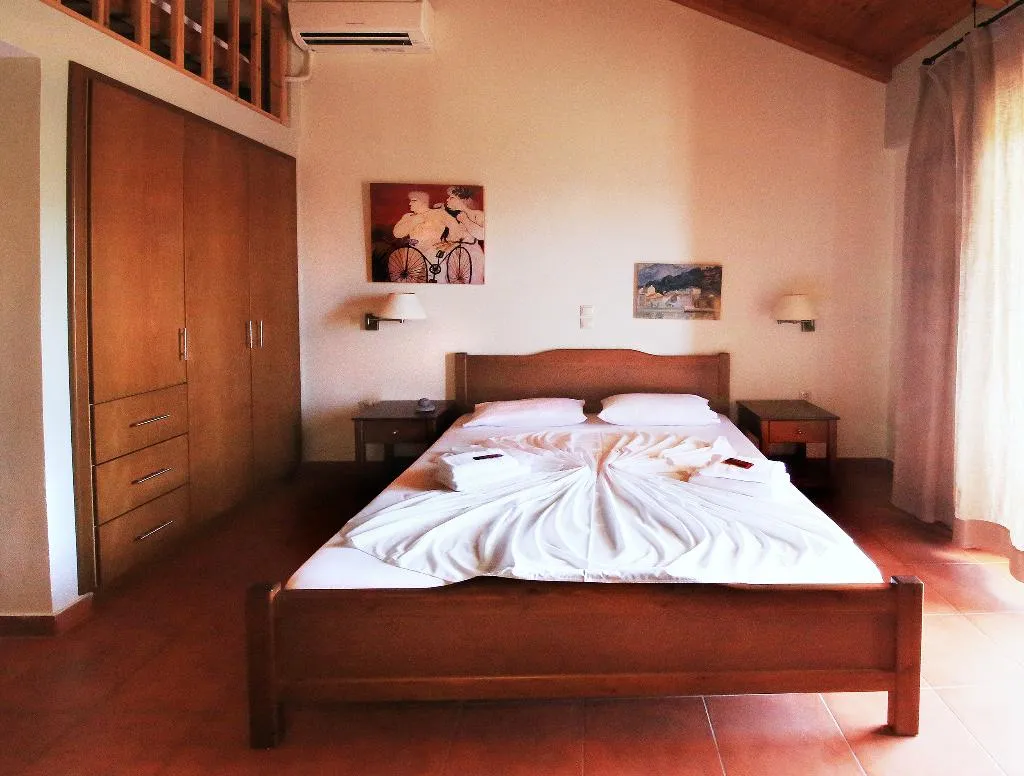 STUDIO STANDARD Room, Xenios Apartments, Kalamata