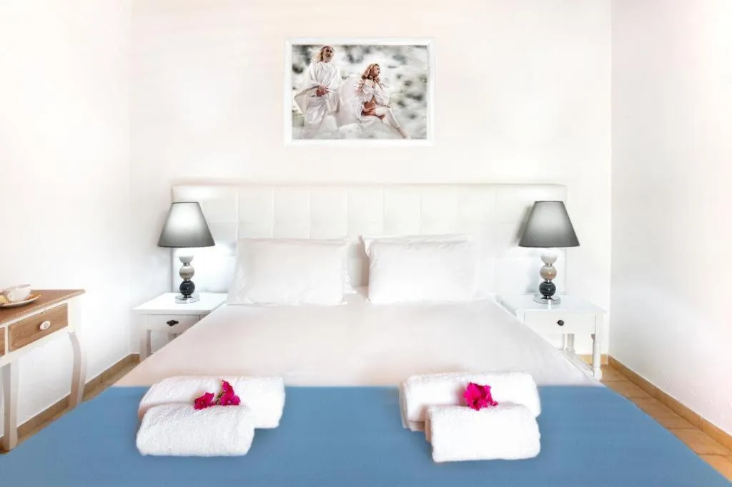 STUDIO STANDARD Room, Villa Dell Angelo, Skiathos
