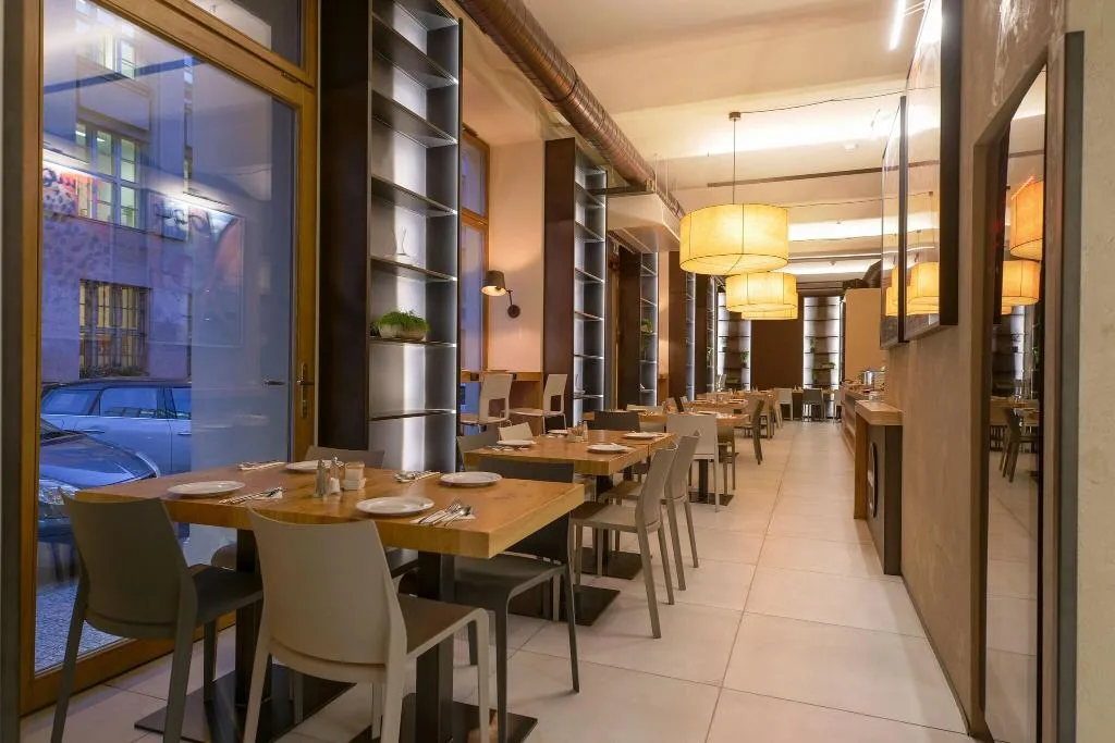 Sports and Entertainment, Golden Crown, Prague