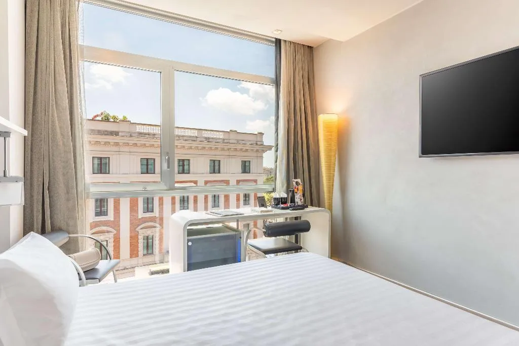 DOUBLE KING SIZE BED Room, Best Western Premier Hotel Royal Santina, Rome