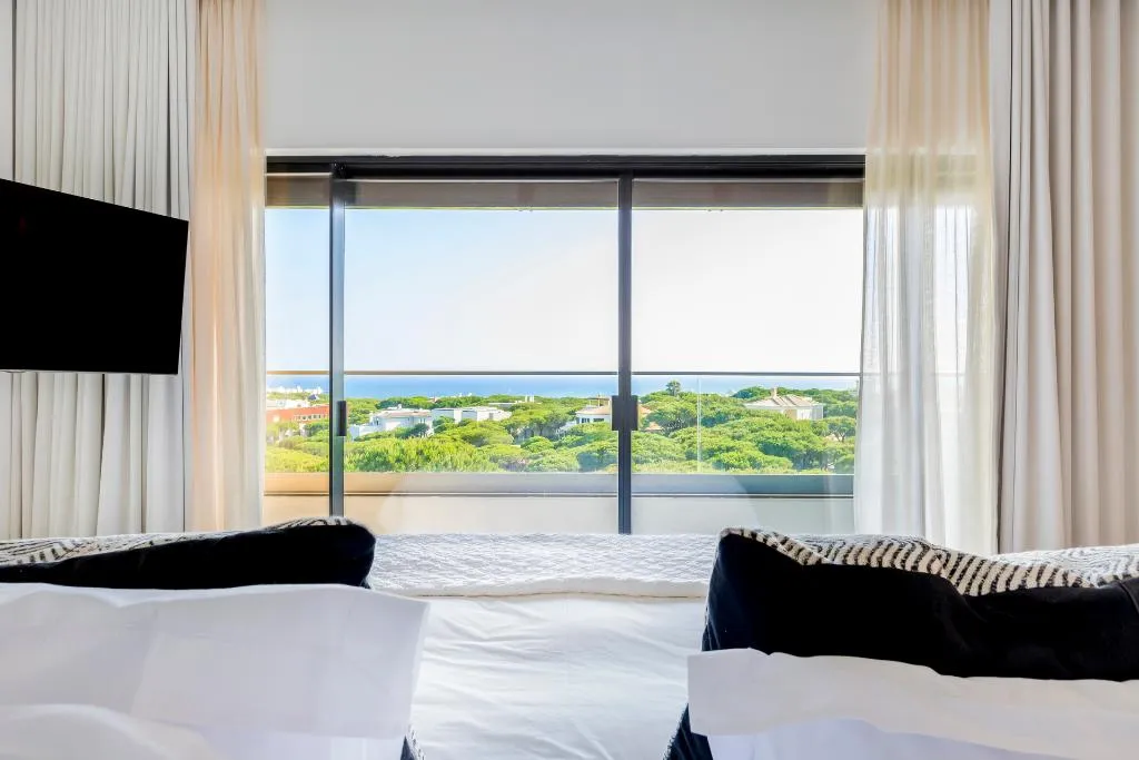 DOUBLE SUPERIOR SEA VIEW Room, Octant Praia Verde, Algarve