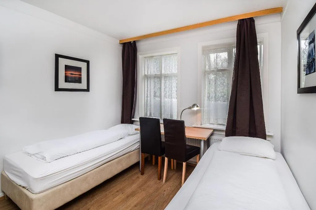 Room, Aurora Guesthouse, Reykjavik
