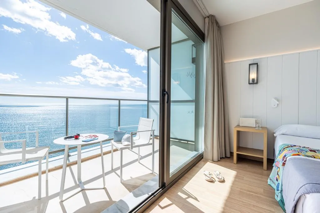 SUITE CAPACITY 1 Room, Estival Torrequebrada, Costa Del Sol