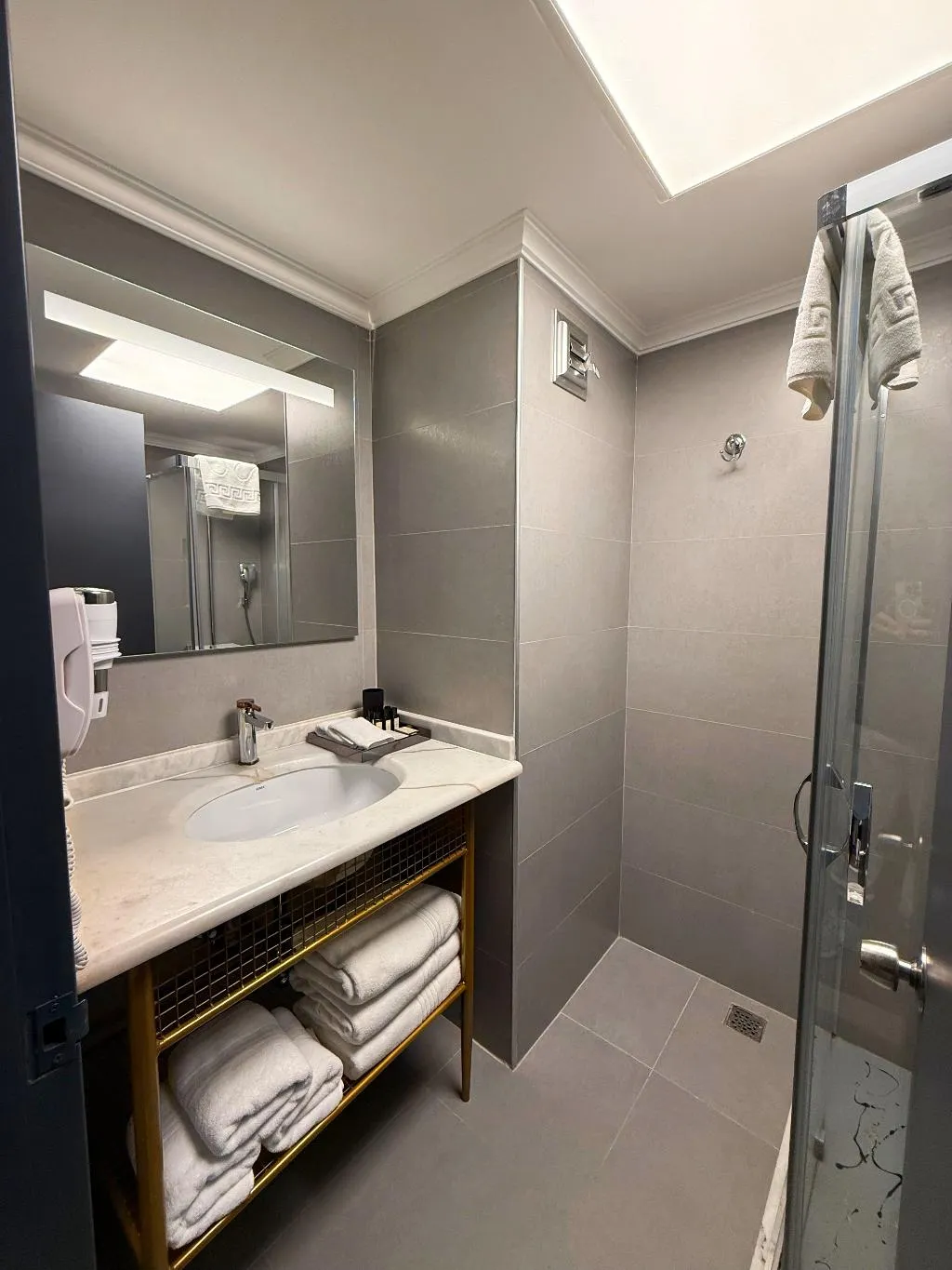 FAMILY ROOM TWO BEDS Room, The Yali Konak Hotel Izmir, Izmir