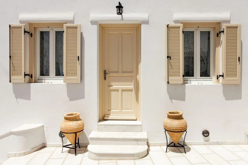 General view, The George Hotel, Mykonos
