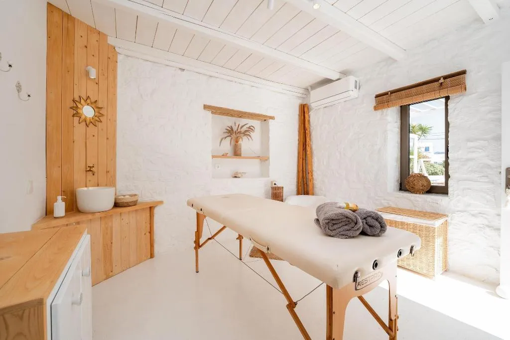 Sports and Entertainment, La Stella Stay, Mykonos