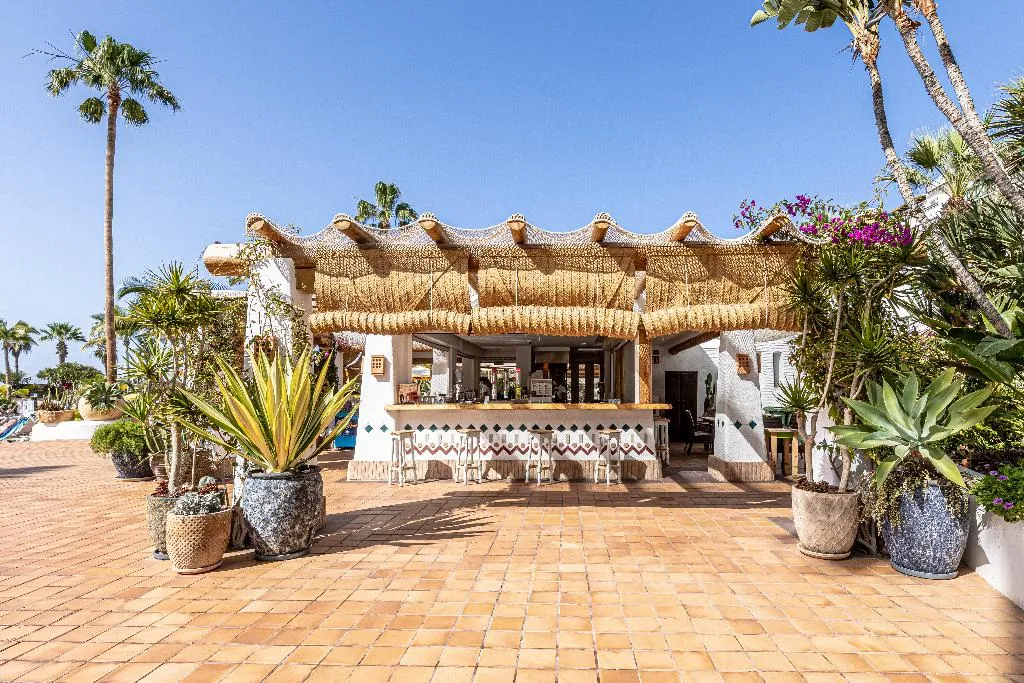 Restaurant, Parque Santiago IV, Tenerife