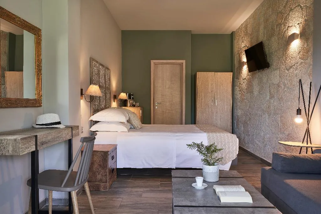 JUNIOR SUITE GARDEN VIEW Room, Mirabilia boutique hotel, Halkidiki