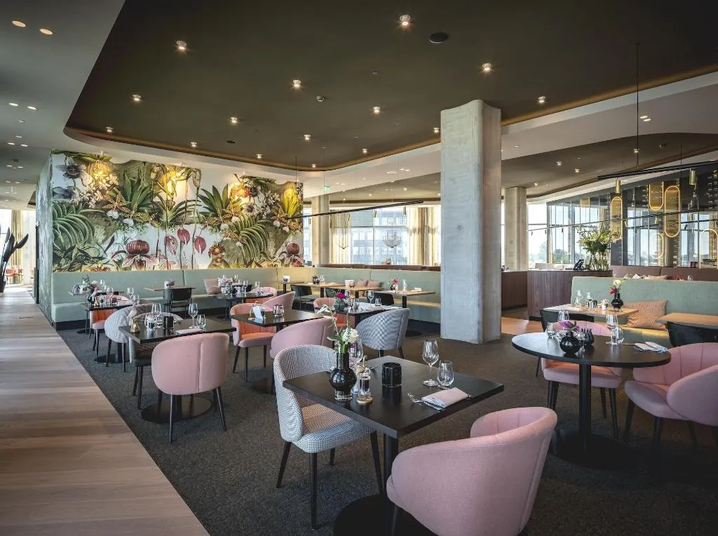 Restaurant, Van der Valk Hotel Amsterdam Zuidas, Amsterdam