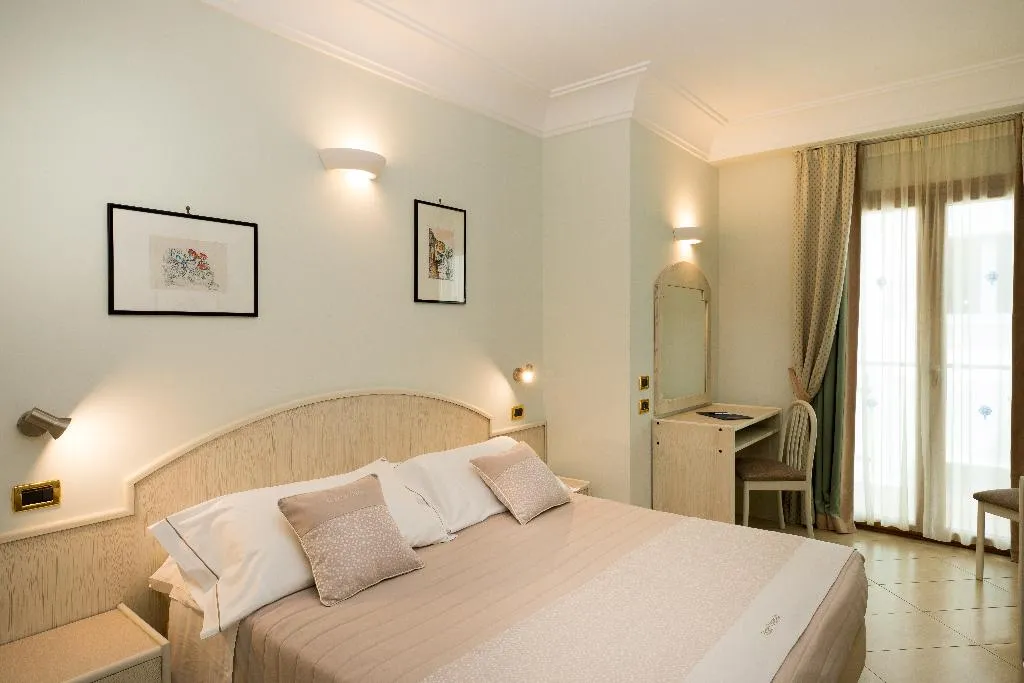 Double or Twin COMFORT Room, Comfort Hotel Gardenia Sorrento Coast, Naples