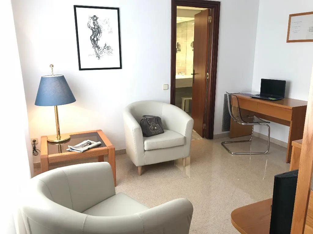 DOUBLE SUPERIOR Room, Bon Retorn, Costa Brava