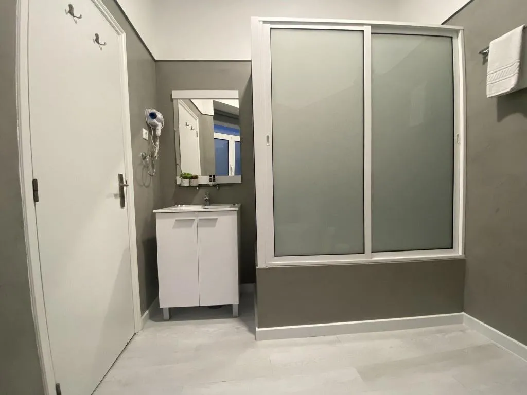 Room, Residencial Triunfo, Porto