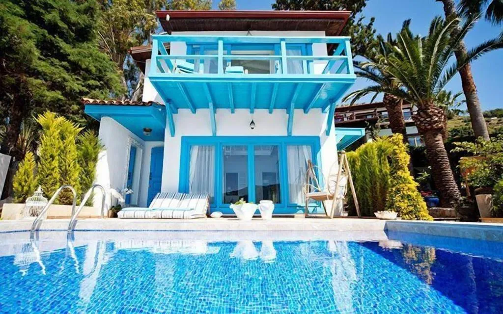 Room, Sabrina's Haus, Dalaman