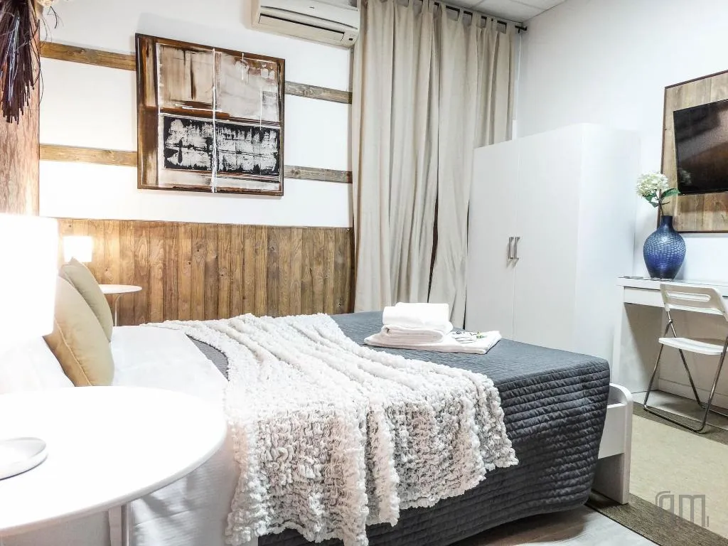 Room, Magic Door Rome, Naples