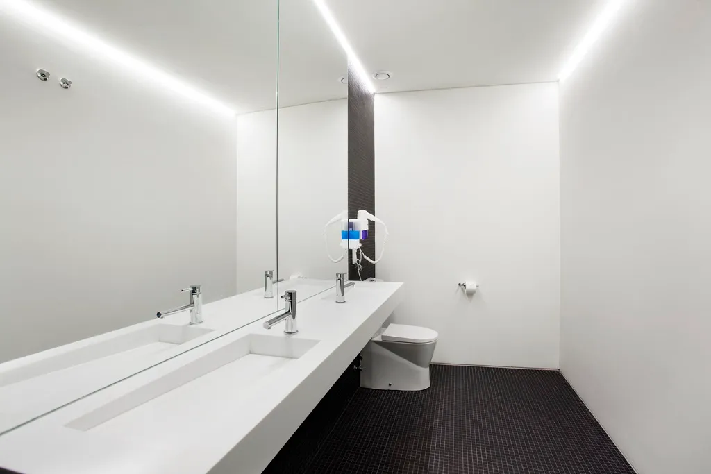 STUDIO SUPERIOR Room, Lisbon Serviced Apartments - Ascensor da Bica, Lisbon