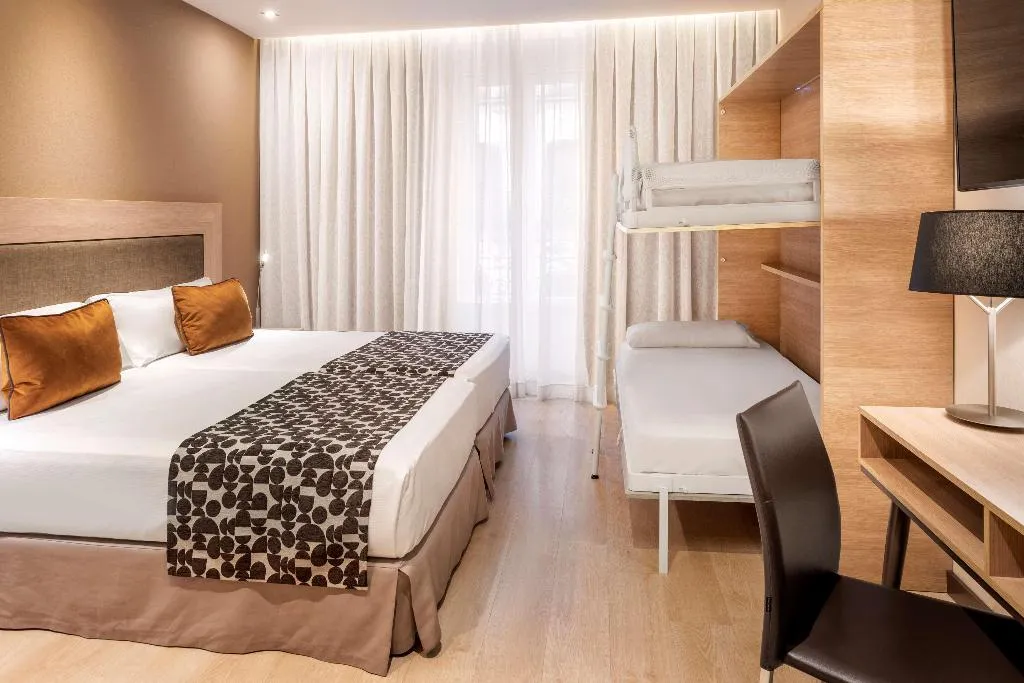 Room, Catalonia Plaza Mayor, Madrid