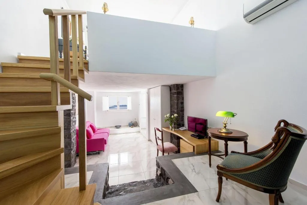 Room, Villa Renos, Santorini