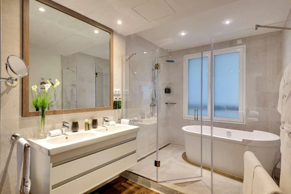 DOUBLE GRAND Room, Melia Madrid Serrano, Madrid