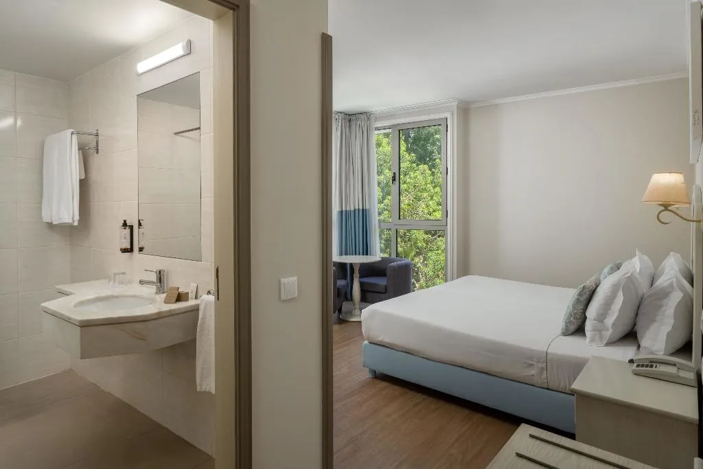 Double or Twin SUPERIOR Room, Madeira, Madeira