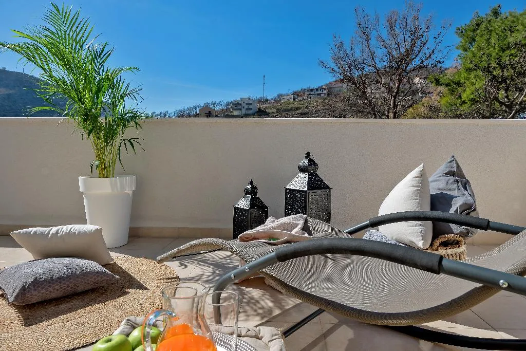 VILLA FOUR BEDROOMS Room, Villa Le Lu, Split