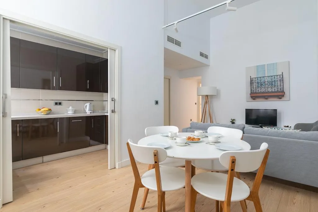 APARTMENT THREE BEDROOMS Room, Holiday Rentals Tempa Museo, Seville