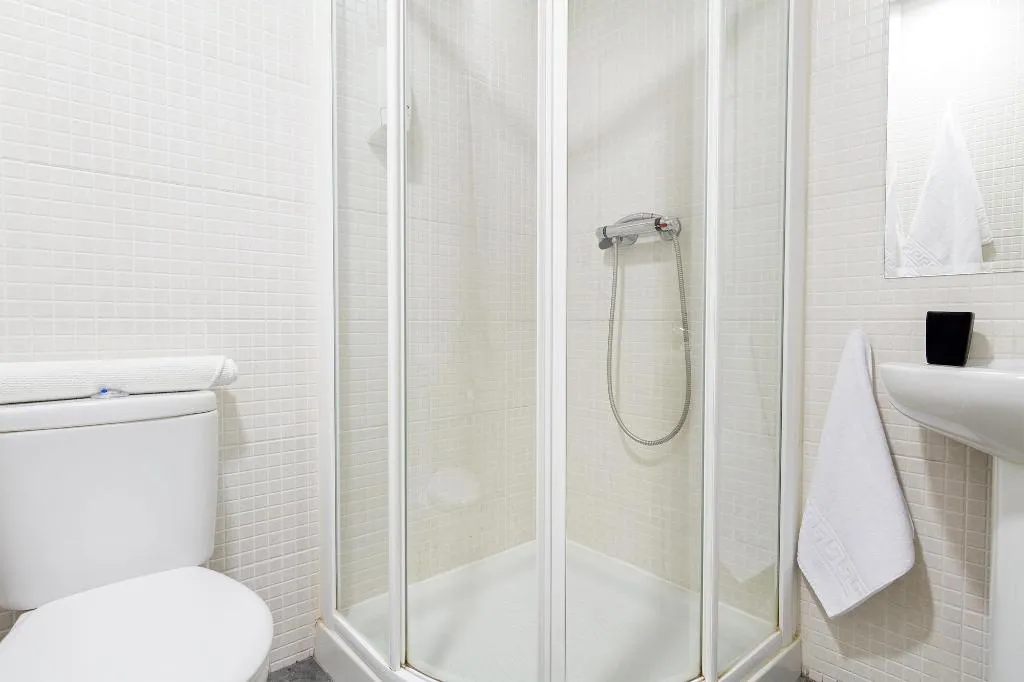 Room, Hostal Gran Via 63 Rooms, Madrid