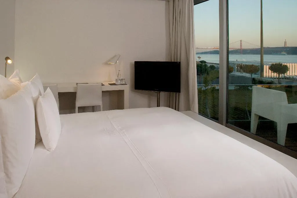 DOUBLE SUPERIOR WITH BALCONY Room, Altis Belem Hotel & Spa, a Member of Design Hotels, Lisbon