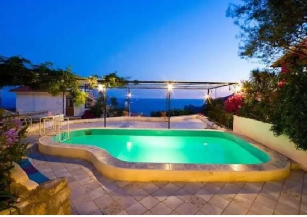 Pool, Villa Pasitea, Naples