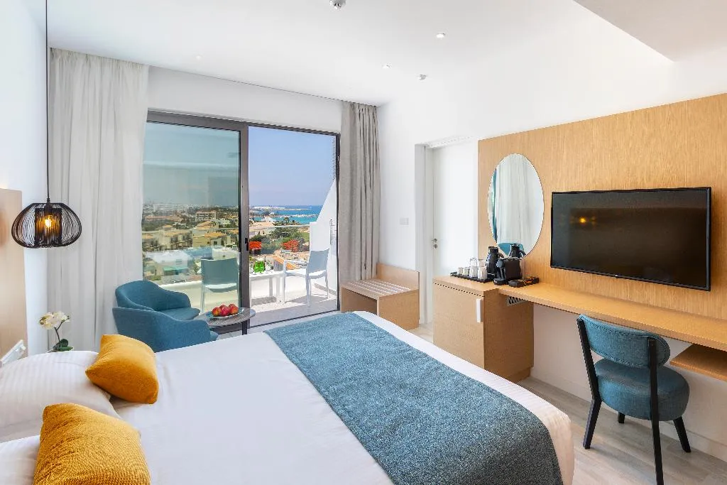 Double or Twin SIDE SEA VIEW Room, Leonardo Crystal Cove Hotel and Spa by the Sea, Cyprus