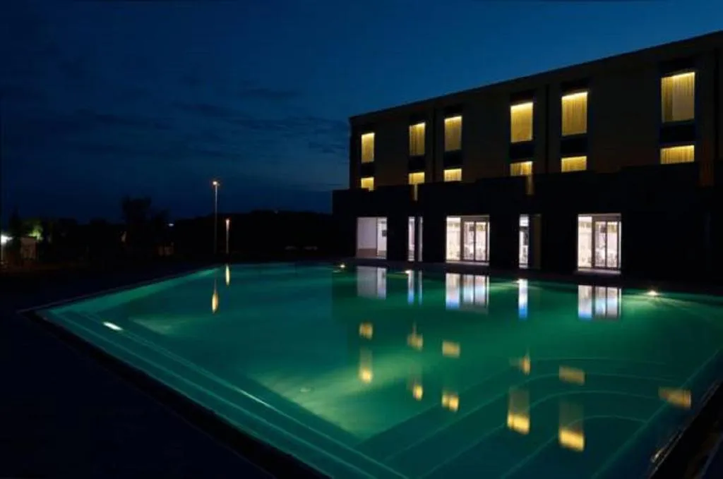 Pool, A Point Arezzo Park Hotel, Florence