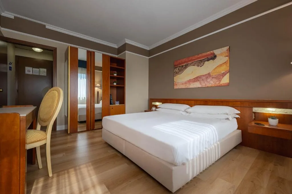 DOUBLE STANDARD Room, iH Hotels Padova Admiral, Venice