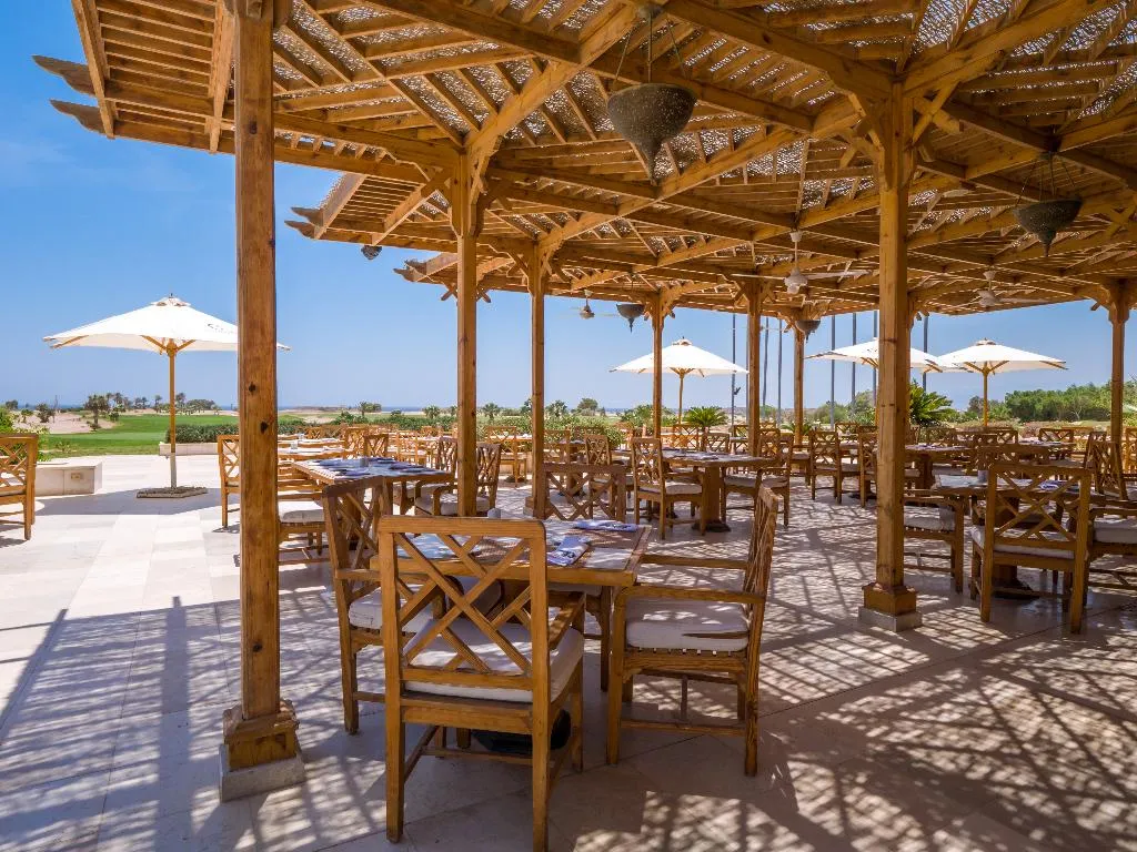 Restaurant, The Cascades Golf Resort Spa and Thalasso, Red Sea Riviera