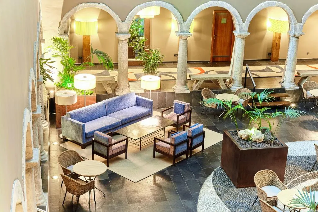 Lobby, Parador de la Seu d'Urgell, Costa Brava
