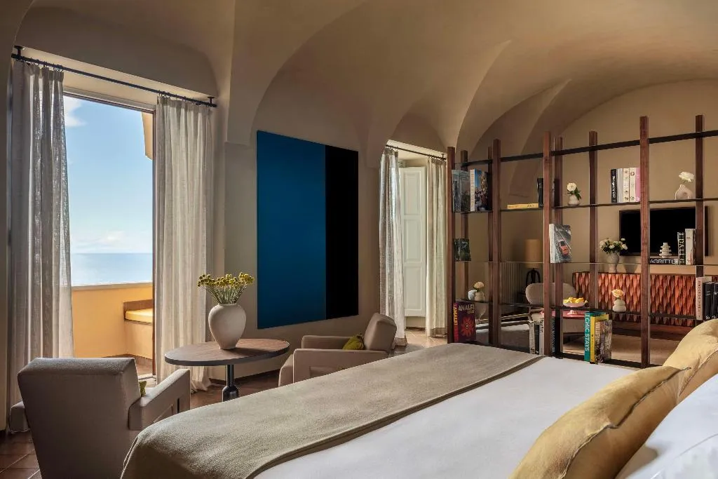 Room, Anantara Convento di Amalfi Grand Hotel, Naples