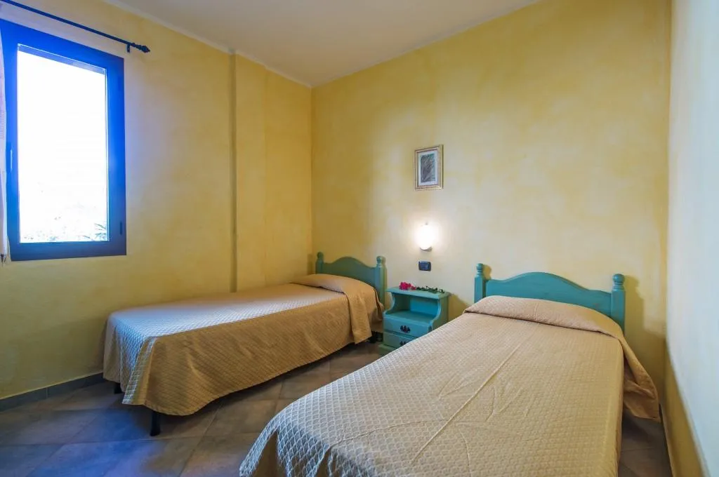 APARTMENT THREE BEDROOMS Room, Residence Club Gli Ontani, Olbia